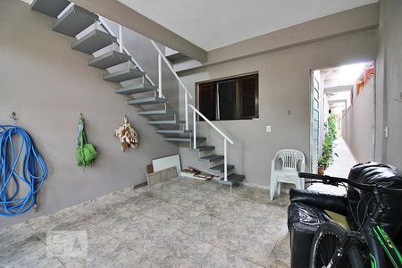Casa à venda com 220m², 4 quartos e 2 vagasGaragem