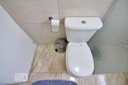 Casa à venda com 220m², 4 quartos e 2 vagasDetalhes do Banheiro 2