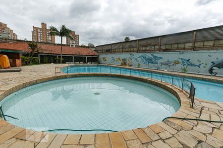 Apartamento para alugar com 44m², 1 quarto e sem vaga Apartamento para alugar com 44m², 1 quarto e sem vagaÁrea comum - Piscina