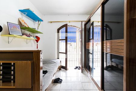 Casa à venda com 171m², 2 quartos e 2 vagas Casa à venda com 171m², 2 quartos e 2 vagasQuarto 2