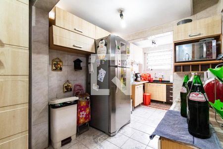 Casa à venda com 171m², 2 quartos e 2 vagas Casa à venda com 171m², 2 quartos e 2 vagasCozinha