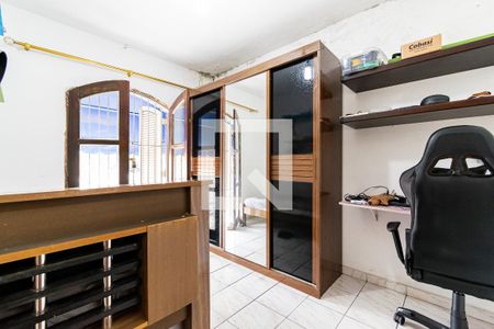 Casa à venda com 171m², 2 quartos e 2 vagas Casa à venda com 171m², 2 quartos e 2 vagasQuarto 2