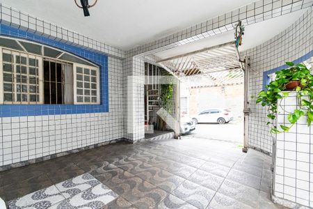 Casa à venda com 171m², 2 quartos e 2 vagas Casa à venda com 171m², 2 quartos e 2 vagasGaragem