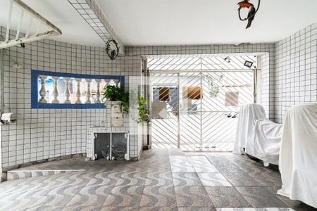 Casa à venda com 171m², 2 quartos e 2 vagas Casa à venda com 171m², 2 quartos e 2 vagasGaragem