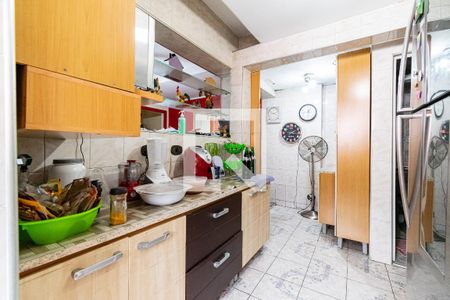 Casa à venda com 171m², 2 quartos e 2 vagas Casa à venda com 171m², 2 quartos e 2 vagasCozinha