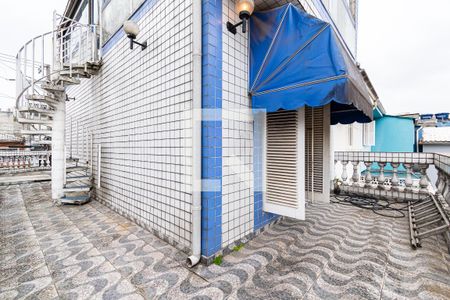 Casa à venda com 171m², 2 quartos e 2 vagas Casa à venda com 171m², 2 quartos e 2 vagasVaranda Quarto 2