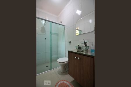 Casa à venda com 112m², 3 quartos e 2 vagasBanheiro Social