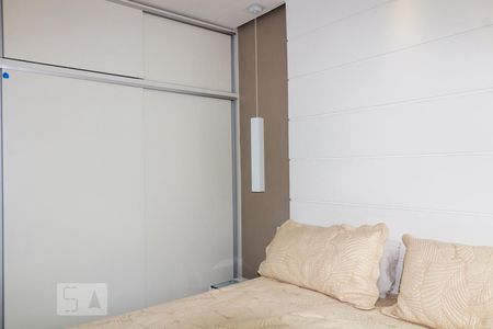 Quarto 1 de apartamento para alugar com 2 quartos, 75m² em Grajau, Rio de Janeiro