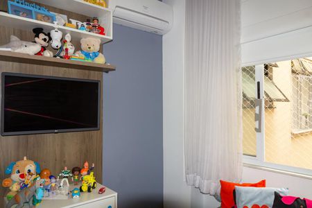 Quarto 2 de apartamento para alugar com 2 quartos, 75m² em Grajau, Rio de Janeiro