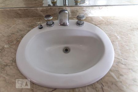 Apartamento à venda com 245m², 4 quartos e 4 vagasPia