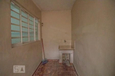 Casa à venda com 94m², 3 quartos e 2 vagasÁrea de Serviço E Quintal