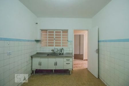 Casa à venda com 94m², 3 quartos e 2 vagasCozinha