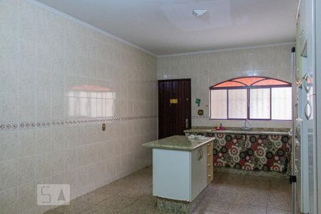Casa à venda com 249m², 4 quartos e 2 vagasCozinha