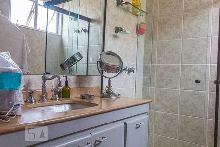 Apartamento à venda com 106m², 3 quartos e 1 vagaBanheiro da Suíte