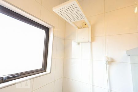 Casa à venda com 130m², 4 quartos e 2 vagas Casa à venda com 130m², 4 quartos e 2 vagasBanheiro Suíte