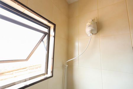 Casa à venda com 130m², 4 quartos e 2 vagas Casa à venda com 130m², 4 quartos e 2 vagasBanheiro Social