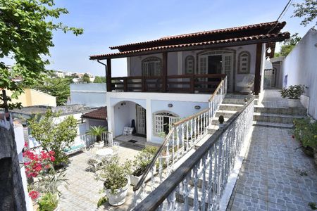 Casa à venda com 500m², 4 quartos e 5 vagasFrente da Casa