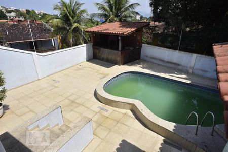 Casa à venda com 500m², 4 quartos e 5 vagasPiscina