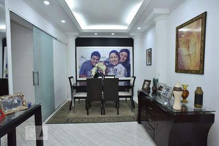 Casa à venda com 500m², 4 quartos e 5 vagasSala de Jantar Subsolo