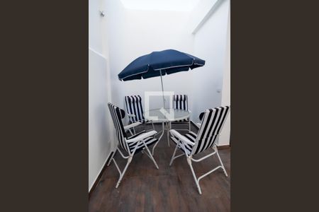 Casa à venda com 150m², 3 quartos e 2 vagasÁrea Externa