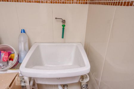 Casa à venda com 200m², 3 quartos e 2 vagas Casa à venda com 200m², 3 quartos e 2 vagasÁrea de Serviço