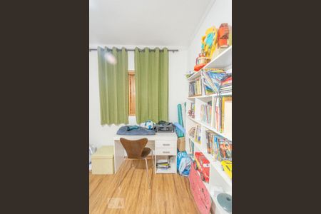 Casa à venda com 200m², 3 quartos e 2 vagas Casa à venda com 200m², 3 quartos e 2 vagasQuarto 2