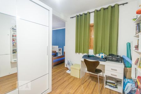 Casa à venda com 200m², 3 quartos e 2 vagas Casa à venda com 200m², 3 quartos e 2 vagasQuarto 2