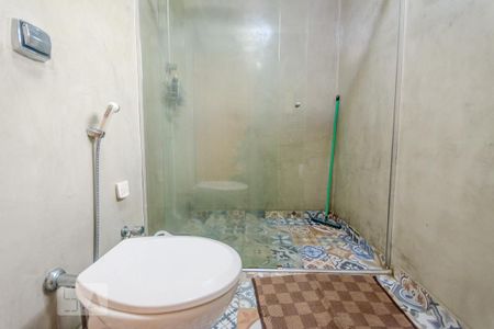 Casa à venda com 200m², 3 quartos e 2 vagas Casa à venda com 200m², 3 quartos e 2 vagasBanheiro Social