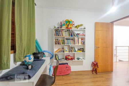 Casa à venda com 200m², 3 quartos e 2 vagas Casa à venda com 200m², 3 quartos e 2 vagasQuarto 2