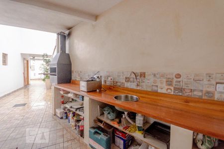 Casa à venda com 200m², 3 quartos e 2 vagas Casa à venda com 200m², 3 quartos e 2 vagasChurrasqueira