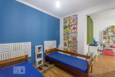 Casa à venda com 200m², 3 quartos e 2 vagas Casa à venda com 200m², 3 quartos e 2 vagasQuarto 2