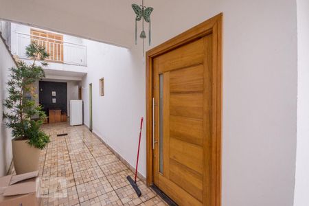 Casa à venda com 200m², 3 quartos e 2 vagas Casa à venda com 200m², 3 quartos e 2 vagasCorredor