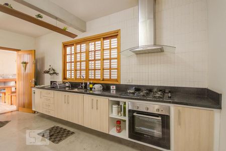 Casa à venda com 200m², 3 quartos e 2 vagas Casa à venda com 200m², 3 quartos e 2 vagasCozinha