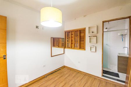 Casa à venda com 200m², 3 quartos e 2 vagas Casa à venda com 200m², 3 quartos e 2 vagasQuarto 1 - Suíte
