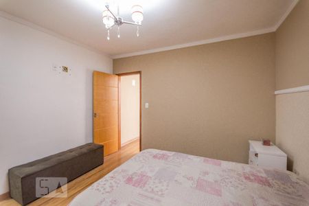 Casa à venda com 200m², 3 quartos e 2 vagas Casa à venda com 200m², 3 quartos e 2 vagasQuarto 3 - Suíte