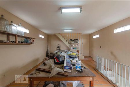 Casa para alugar com 219m², 3 quartos e 2 vagas Casa para alugar com 219m², 3 quartos e 2 vagasSalão