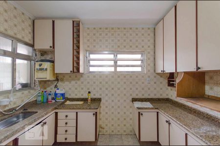 Casa para alugar com 219m², 3 quartos e 2 vagas Casa para alugar com 219m², 3 quartos e 2 vagasCozinha