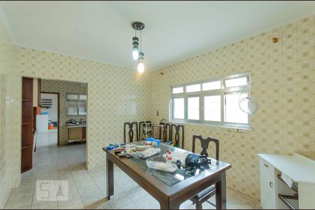 Casa para alugar com 219m², 3 quartos e 2 vagas Casa para alugar com 219m², 3 quartos e 2 vagasSala de Jantar