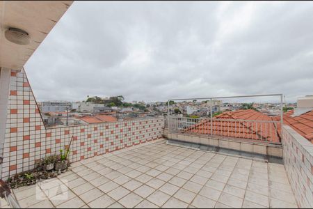 Casa para alugar com 219m², 3 quartos e 2 vagas Casa para alugar com 219m², 3 quartos e 2 vagasTerraço