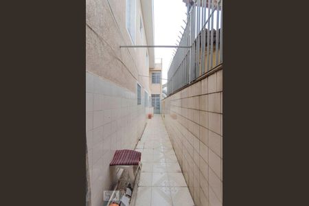 Casa para alugar com 219m², 3 quartos e 2 vagas Casa para alugar com 219m², 3 quartos e 2 vagasCorredor Lateral