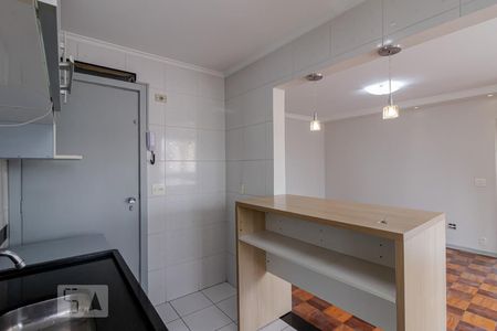 Apartamento à venda com 80m², 2 quartos e 1 vagaCozinha 