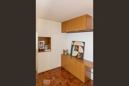 Sala de apartamento para alugar com 2 quartos, 70m² em Cerqueira César, São Paulo