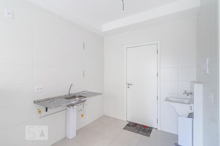 Sala/Cozinha de apartamento para alugar com 1 quarto, 28m² em Vila Penteado, São Paulo