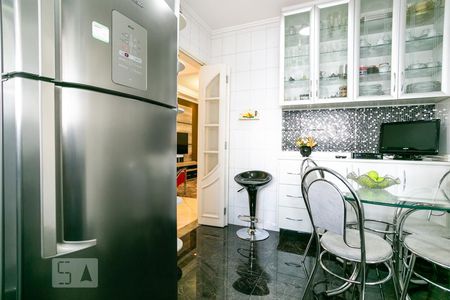 Apartamento à venda com 101m², 3 quartos e 2 vagas Apartamento à venda com 101m², 3 quartos e 2 vagasCozinha
