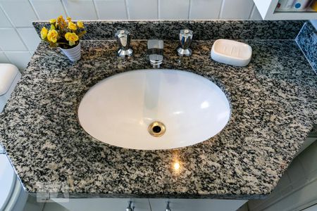 Apartamento à venda com 101m², 3 quartos e 2 vagas Apartamento à venda com 101m², 3 quartos e 2 vagasBanheiro