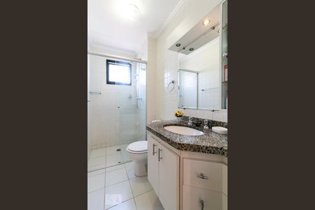 Apartamento à venda com 101m², 3 quartos e 2 vagas Apartamento à venda com 101m², 3 quartos e 2 vagasBanheiro