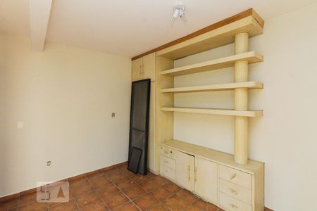 Casa à venda com 177m², 3 quartos e 2 vagasEdícula