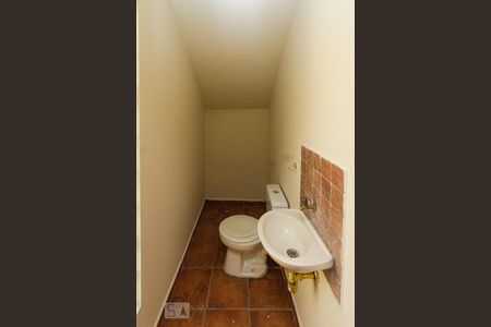 Casa à venda com 177m², 3 quartos e 2 vagaslavabo da edícula