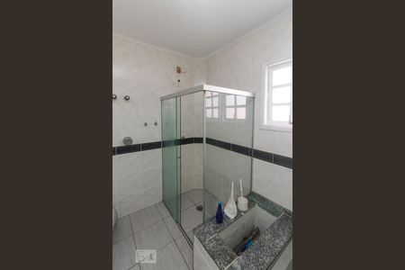 Casa à venda com 177m², 3 quartos e 2 vagasBanheiro