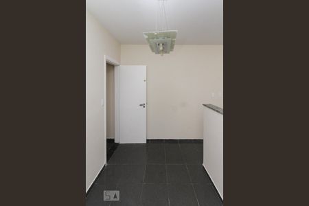 Casa à venda com 177m², 3 quartos e 2 vagasCozinha